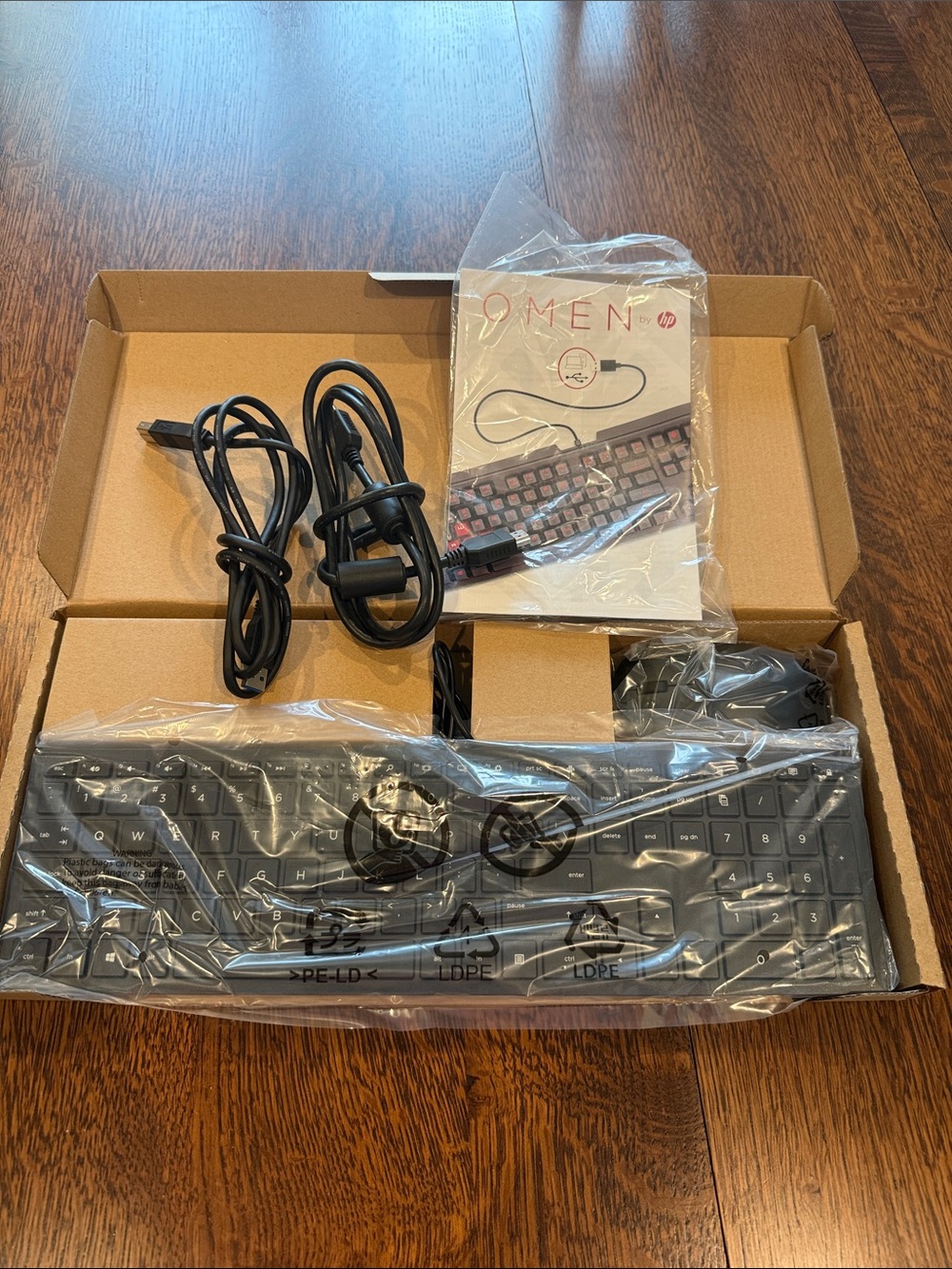 HP Black Wired Keyboard with Accessories - standard set omen 30l